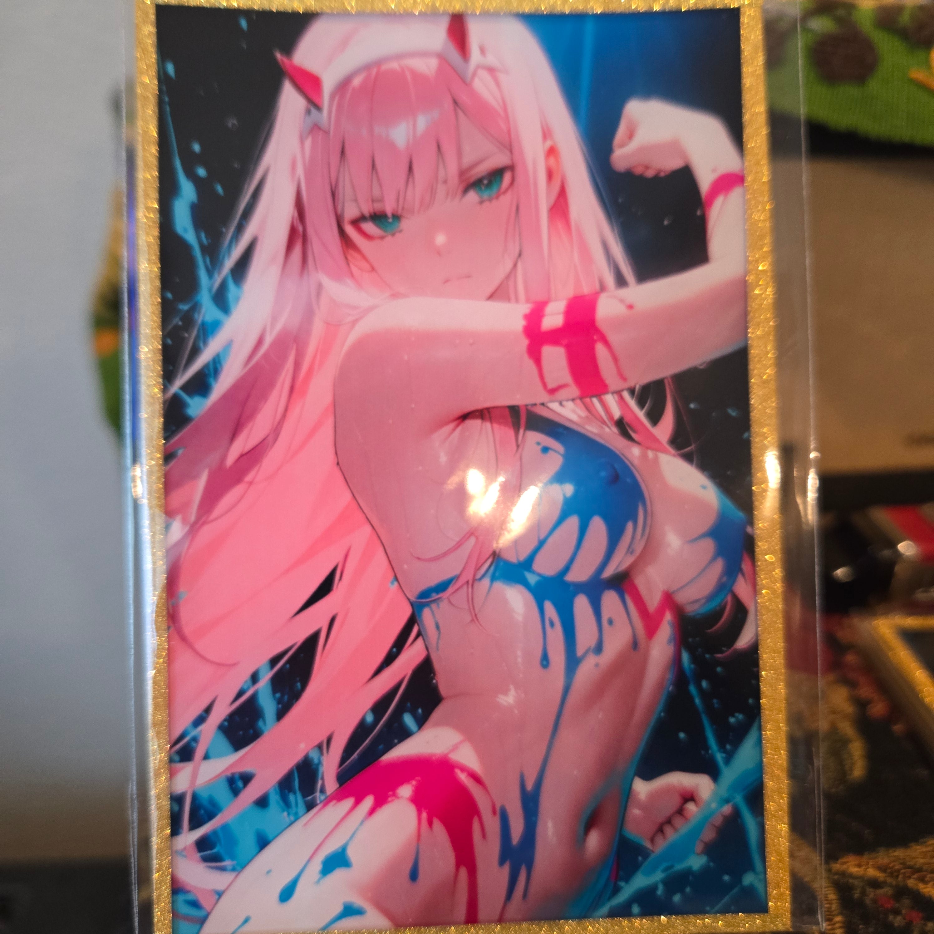 A6 Waifu Zero Two DOWN
