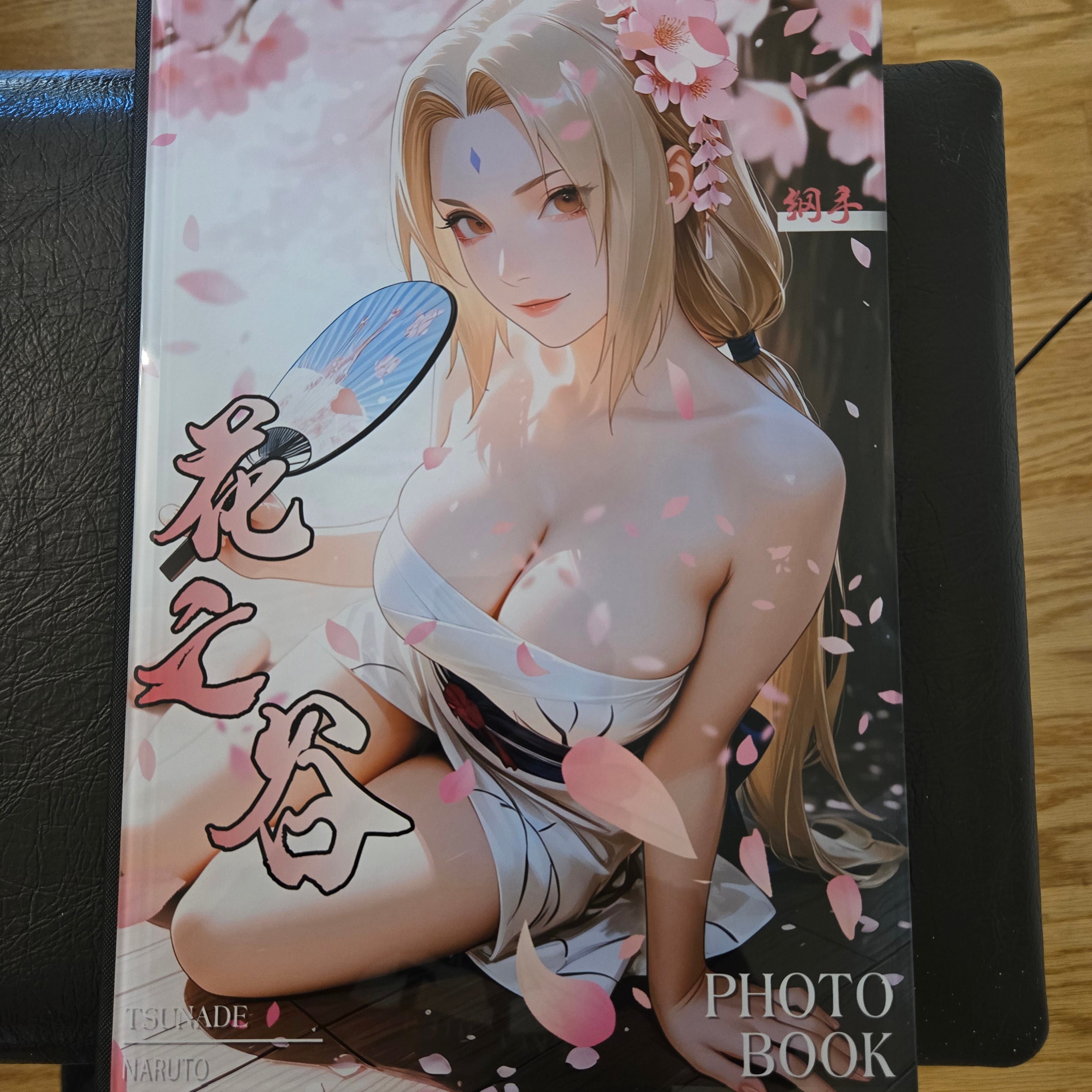 Crystal Photo Album Tsunade